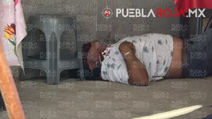 Asesinan a balazos a un hombre dentro de un bar en San Lucas Atoyatenco