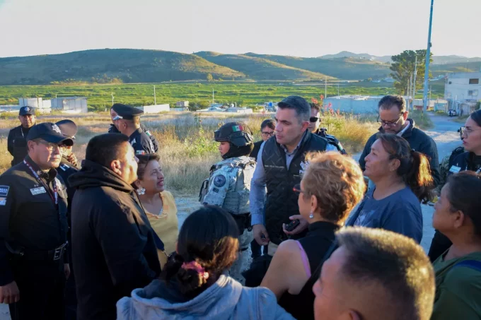 Recorre Félix Pallares colonias del sur de Puebla para atender demandas y necesidades de seguridad