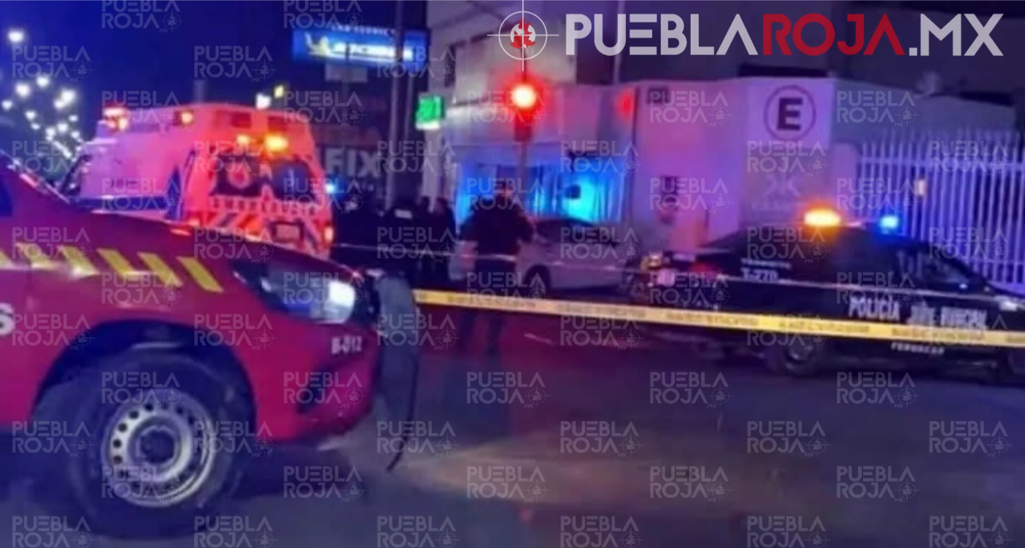 Joven mujer muere al estrellarse contra un muro en Tehuacán ; dos más acaban graves