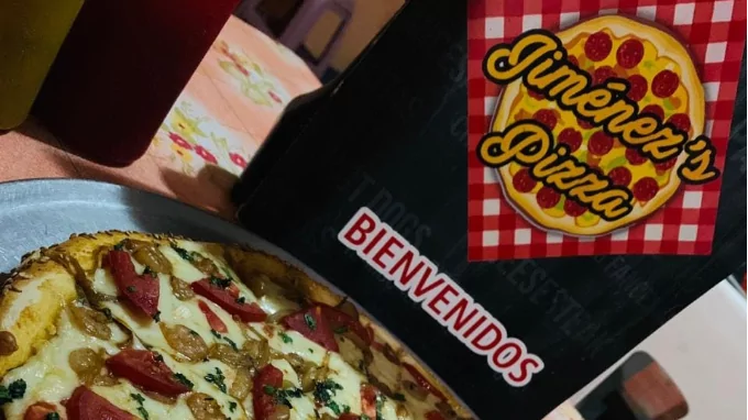 Asaltan pizzería en Atlixco; clientes son amenazados y ladrones disparan al huir