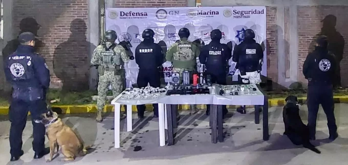 Fuerzas de seguridad realizan operativos en penales de Puebla y Huauchinango