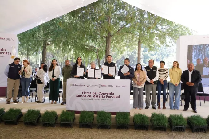 Severiano de la Rosa asiste a la Firma del Convenio Marco en Materia Forestal y refrenda el trabajo coordinado entre los tres órdenes de gobierno
