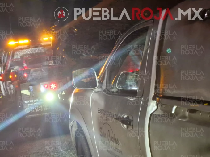 Muere joven motociclista al derrapar en el Periférico Ecológico, a la altura de Chachapa