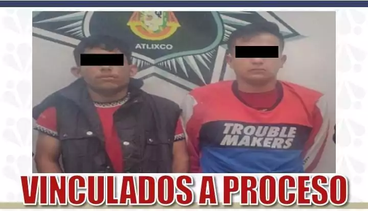 Vinculan a proceso a Franyer N., y Óscar N., por asaltar la tienda MacStore de Atlixco