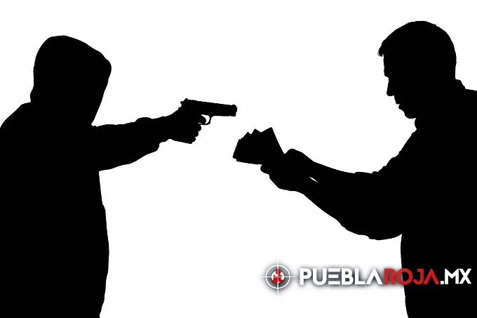 Balazo y robo de 150 mil pesos tras salir de BanBajío en Villa Encantada