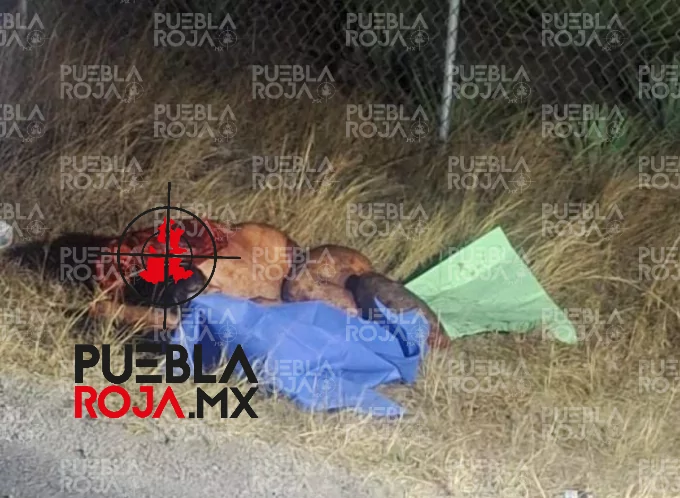 Hallan cuerpo desmembrado con narcomensaje en la carretera a Valsequillo