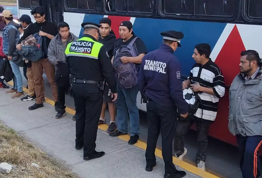 Implementan operativo “Pasajero Seguro” para proteger a usuarios del transporte público en Amozoc