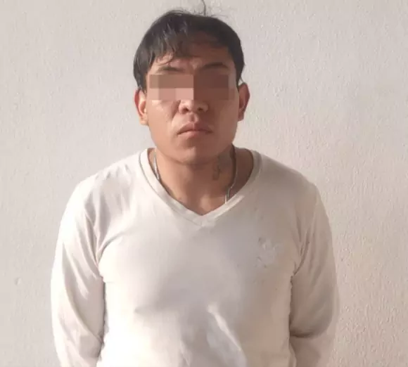 SSC detiene a hombre por robo con violencia a tienda de conveniencia en Ignacio Romero Vargas