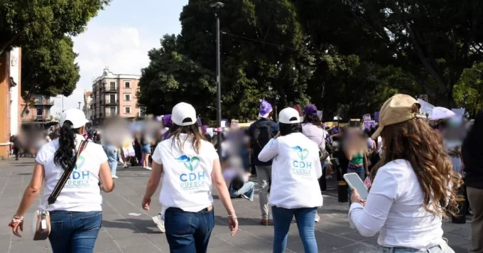 CDH Puebla realiza labores de observación en movilizaciones del 8M en cinco municipios del estado