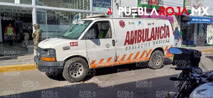 Comando asalta cuentahabiente en BBVA de Tecamachalco y se lleva 300 mp