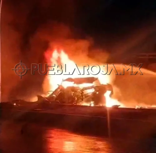 VIDEO: Murió calcinado el policía estatal de Puebla Valentín Gerardo en la autopista