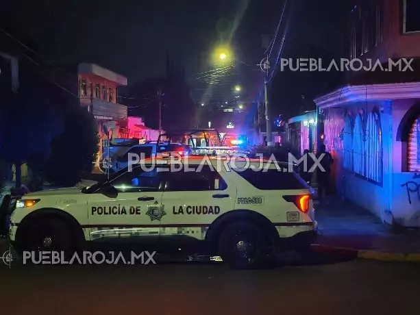 Ataque armado y con bombas molotov en bar de Puebla deja dos heridos