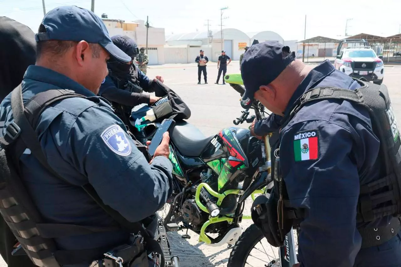 Gobierno coordina operativo tierra-aire para inhibir delitos en Tecamachalco y Huixcolotla