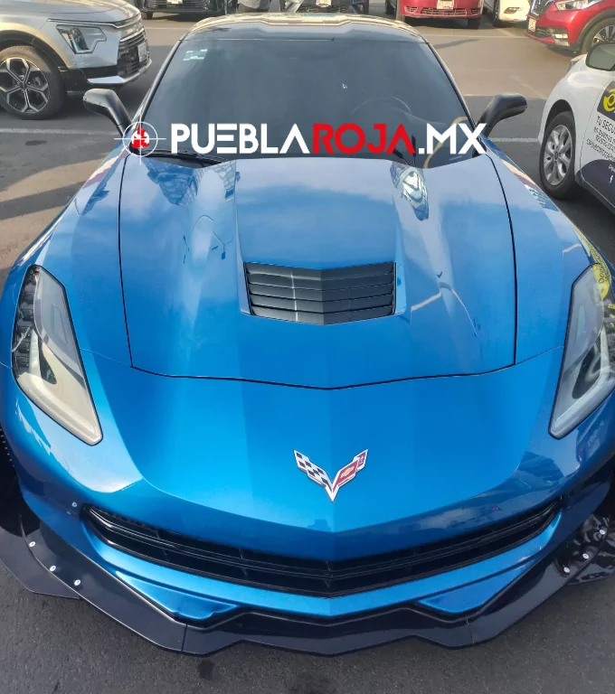 Cae odontólogo con Corvette robado de EU en plena Atlixcáyotl