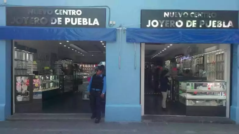Violento asalto en el Centro Joyero de Puebla: delincuentes armados irrumpen y roban joyas