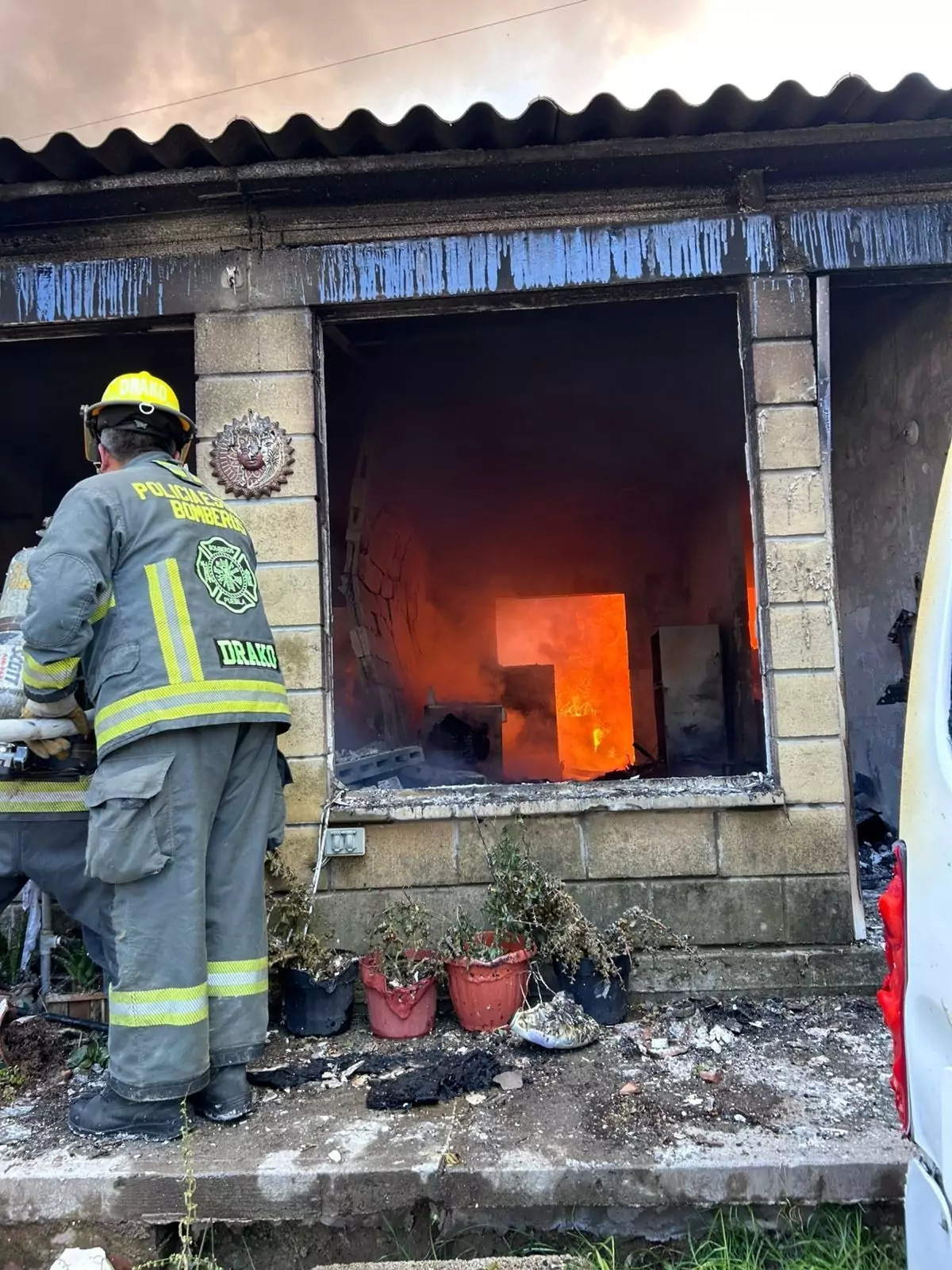 Tres heridos y cuatro casas afectadas provocó explosión en Villas del Sur