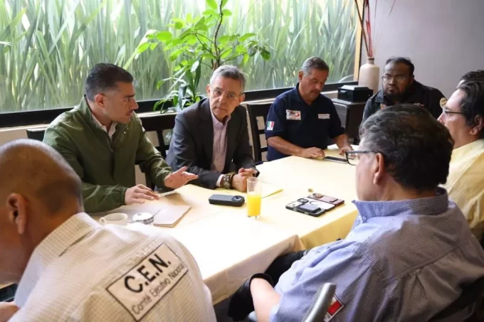 Gobierno de México y AMOTAC alcanzan acuerdos; suspenden bloqueos carreteros