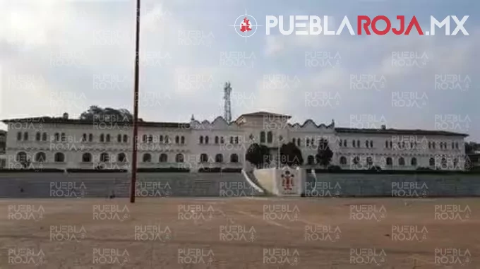 Exigen esclarecer presunto desfalco de 300 mil pesos en primaria de Huauchinango