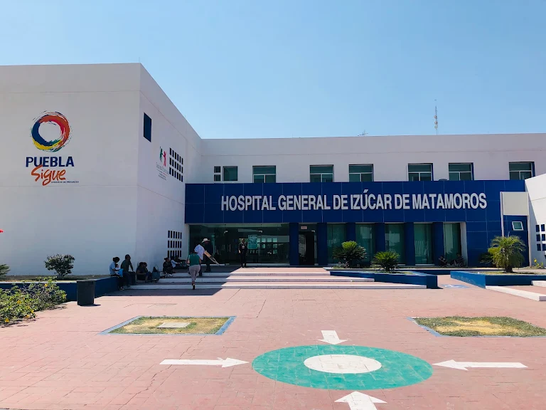 Le disparan para robarle su camioneta en Chietla; sobrevivió y llegó con vida al hospital