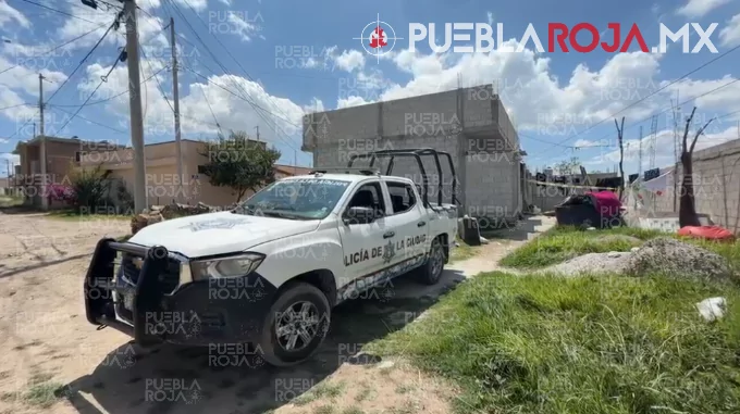 Atacan a balazos a Brayan Gabriel frente a su casa; sicarios en moto logran escapar en Puebla