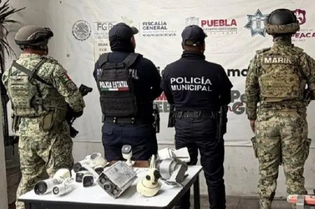 Operativo en Puebla deja 74 detenidos, 10 armas y 216 dosis de droga aseguradas