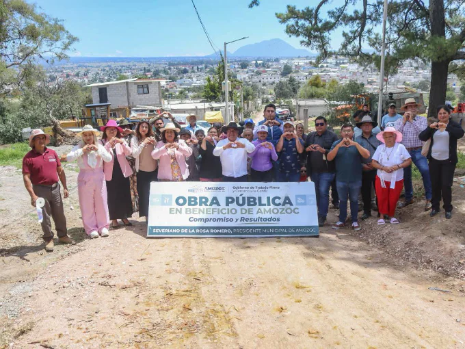 Severiano de la Rosa entrega obras de drenaje sanitario y agua potable en Las Cruces y La Calera Concepción