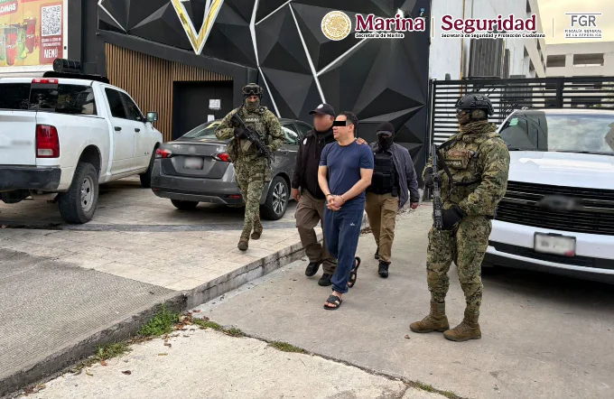 Marina y SSPC capturan a “El Amarillo” en plena fiesta en Lomas de Angelópolis; era líder criminal de “Los Rusos”