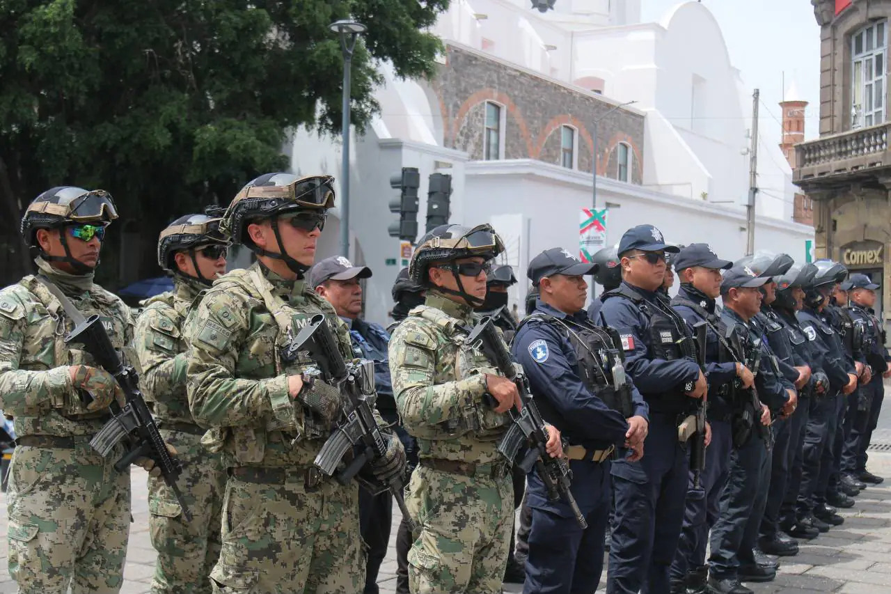 Detienen a 78 personas en Puebla y aseguran casi 20 mil litros de hidrocarburo