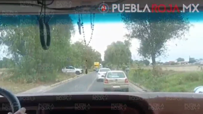 Golpe al huachicol en Tepeaca: aseguran vehículos y pipas de gas en cateo federal