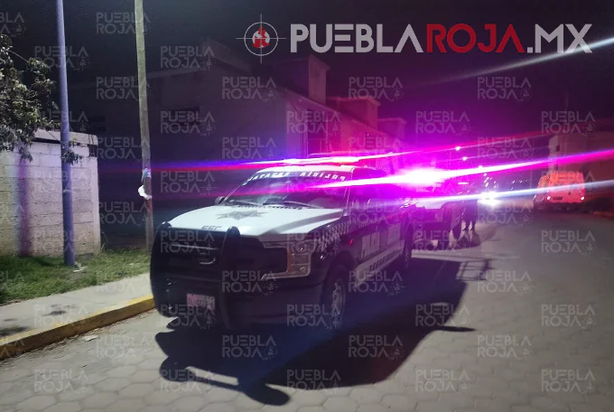 Hombre muere tras desplomarse desde un segundo piso en Calpulalpan