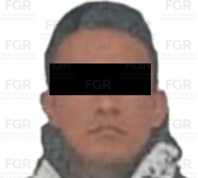 FGR obtiene sentencia de 6 años de prisión contra una persona por portación de arma de uso reservado